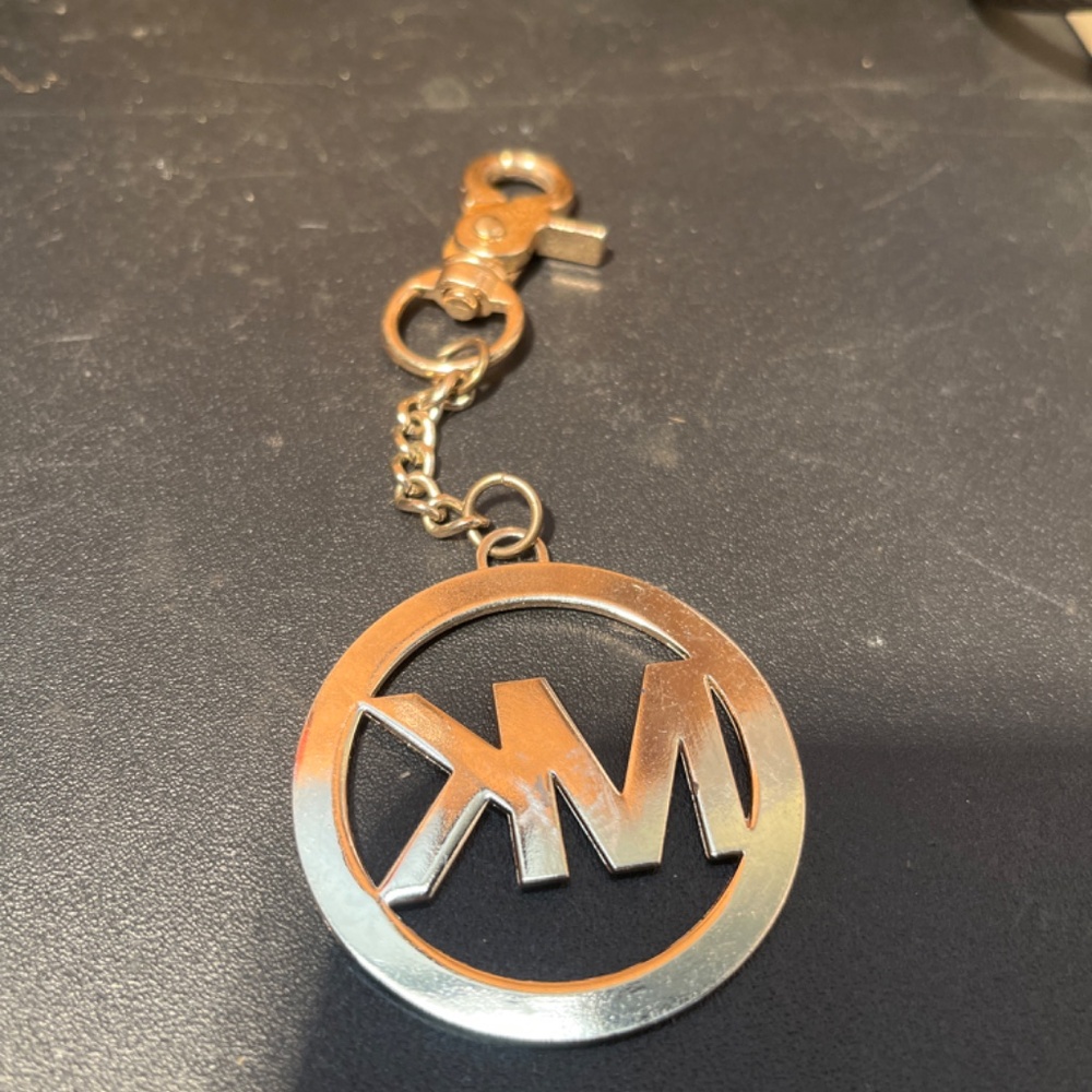 Michael Kors Keychain - Picture 2 of 4